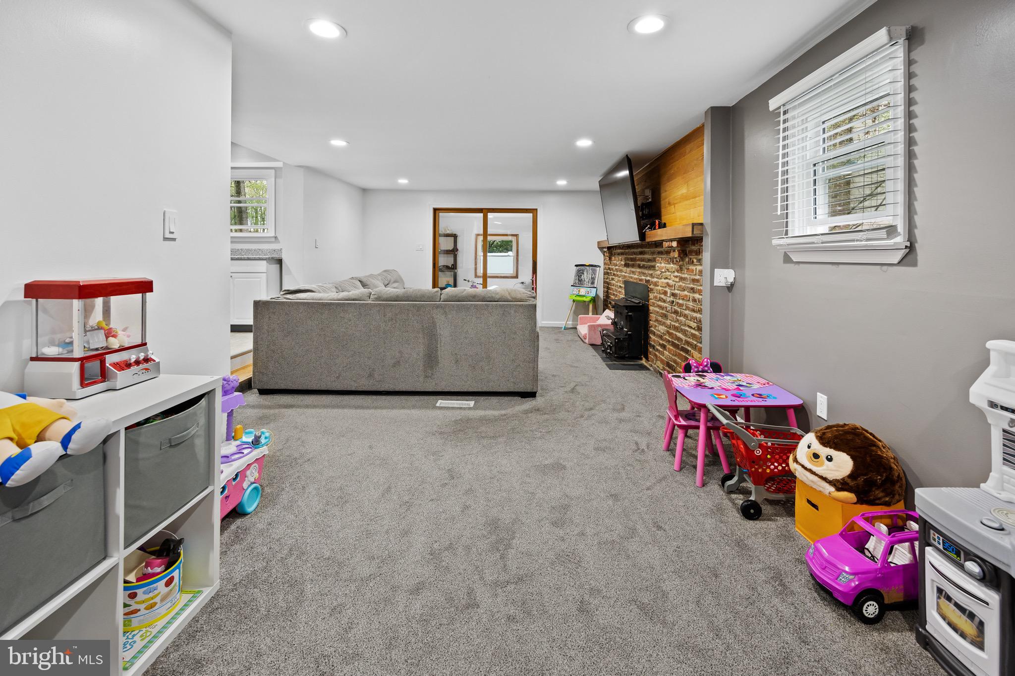 51 White Birch Road Turnersville, NJ 08012 - Photo 15 of 55