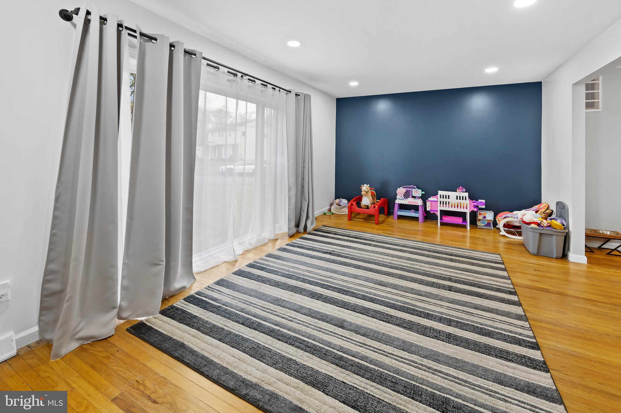 51 White Birch Road Turnersville, NJ 08012 - Photo 23 of 55