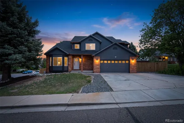 $725,000 | 1464 Cherrywood Way, Longmont, CO 80504