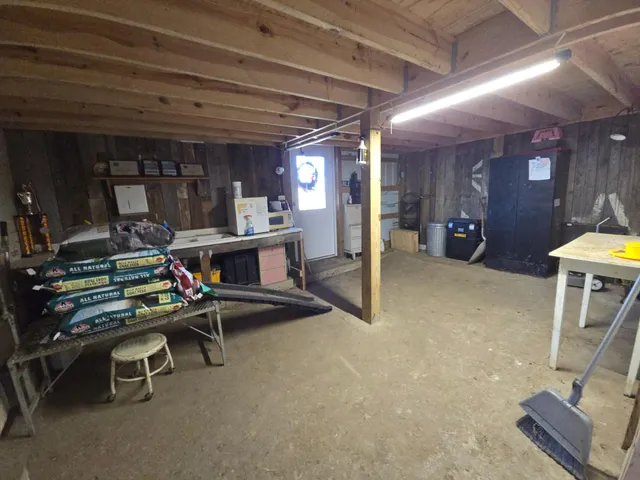 $280,000 | 8046 Holland Road, Brookville, IN 47012