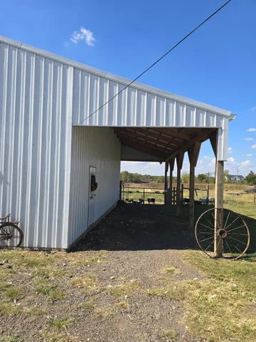 $280,000 | 8046 Holland Road, Brookville, IN 47012