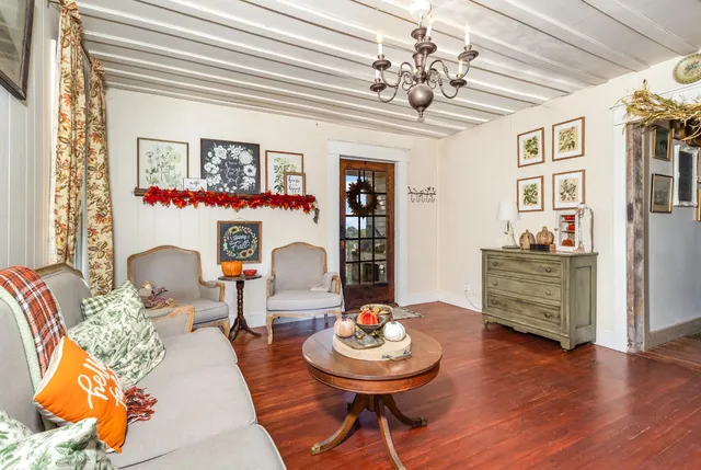 $280,000 | 8046 Holland Road, Brookville, IN 47012