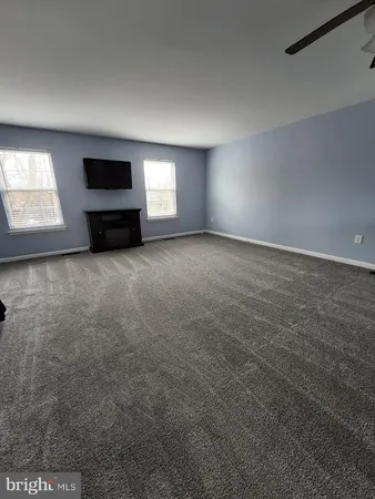 $2,635 | 783 General Wallace Court, Warrenton, VA 20186