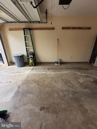 $2,635 | 783 General Wallace Court, Warrenton, VA 20186