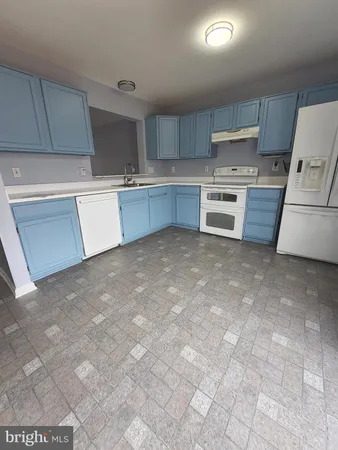 $2,635 | 783 General Wallace Court, Warrenton, VA 20186