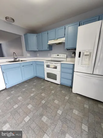 $2,635 | 783 General Wallace Court, Warrenton, VA 20186