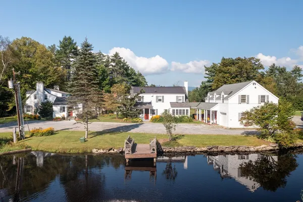 $1,650,000 | 207 Brooks Lane, Londonderry, VT 05148