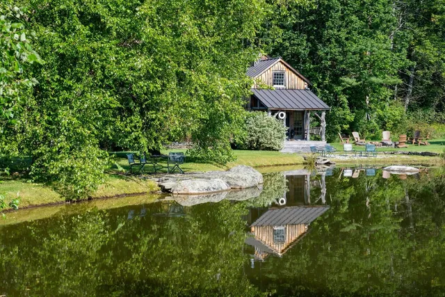$1,800,000 | 207 Brooks Lane, Londonderry, VT 05148