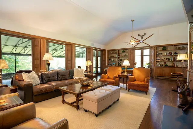 $1,800,000 | 207 Brooks Lane, Londonderry, VT 05148