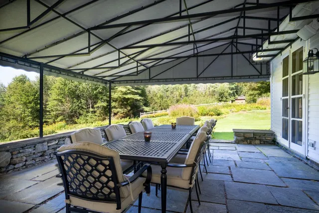 $1,800,000 | 207 Brooks Lane, Londonderry, VT 05148