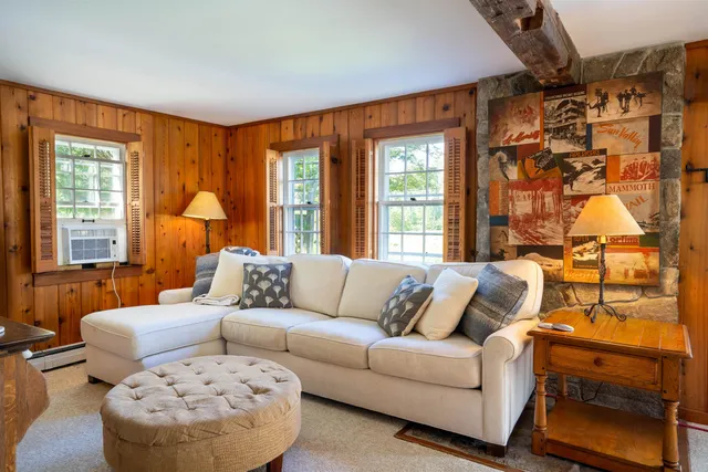 $1,800,000 | 207 Brooks Lane, Londonderry, VT 05148