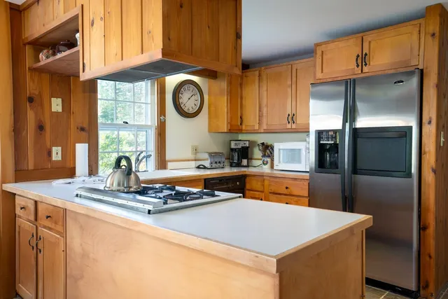 $1,800,000 | 207 Brooks Lane, Londonderry, VT 05148