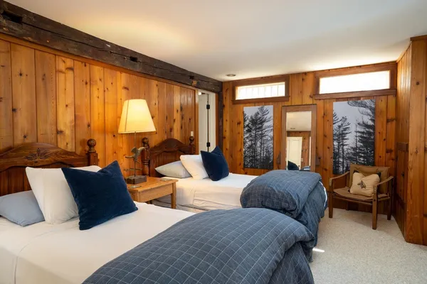 $1,650,000 | 207 Brooks Lane, Londonderry, VT 05148