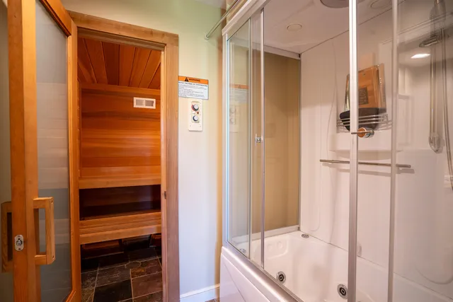 $1,800,000 | 207 Brooks Lane, Londonderry, VT 05148