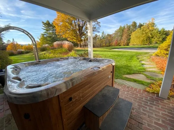 $1,650,000 | 207 Brooks Lane, Londonderry, VT 05148