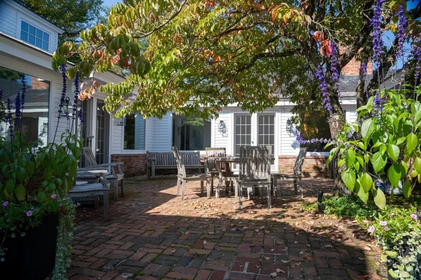 $1,650,000 | 207 Brooks Lane, Londonderry, VT 05148