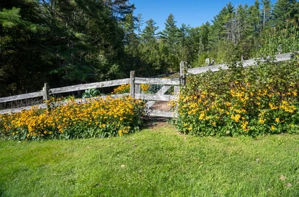 $1,650,000 | 207 Brooks Lane, Londonderry, VT 05148