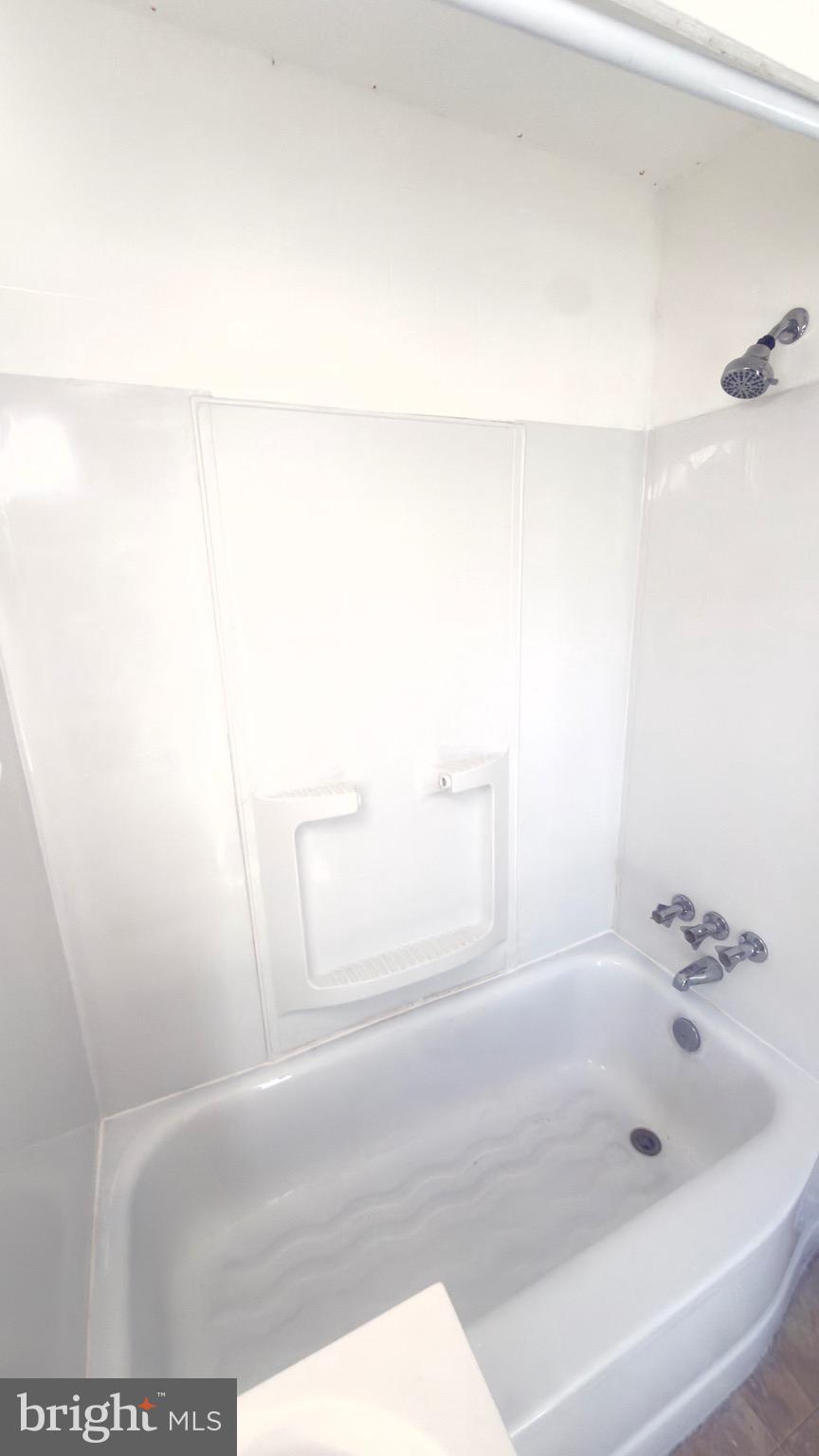 919 Pike Street Reading, PA 19604 - Photo 21 of 37