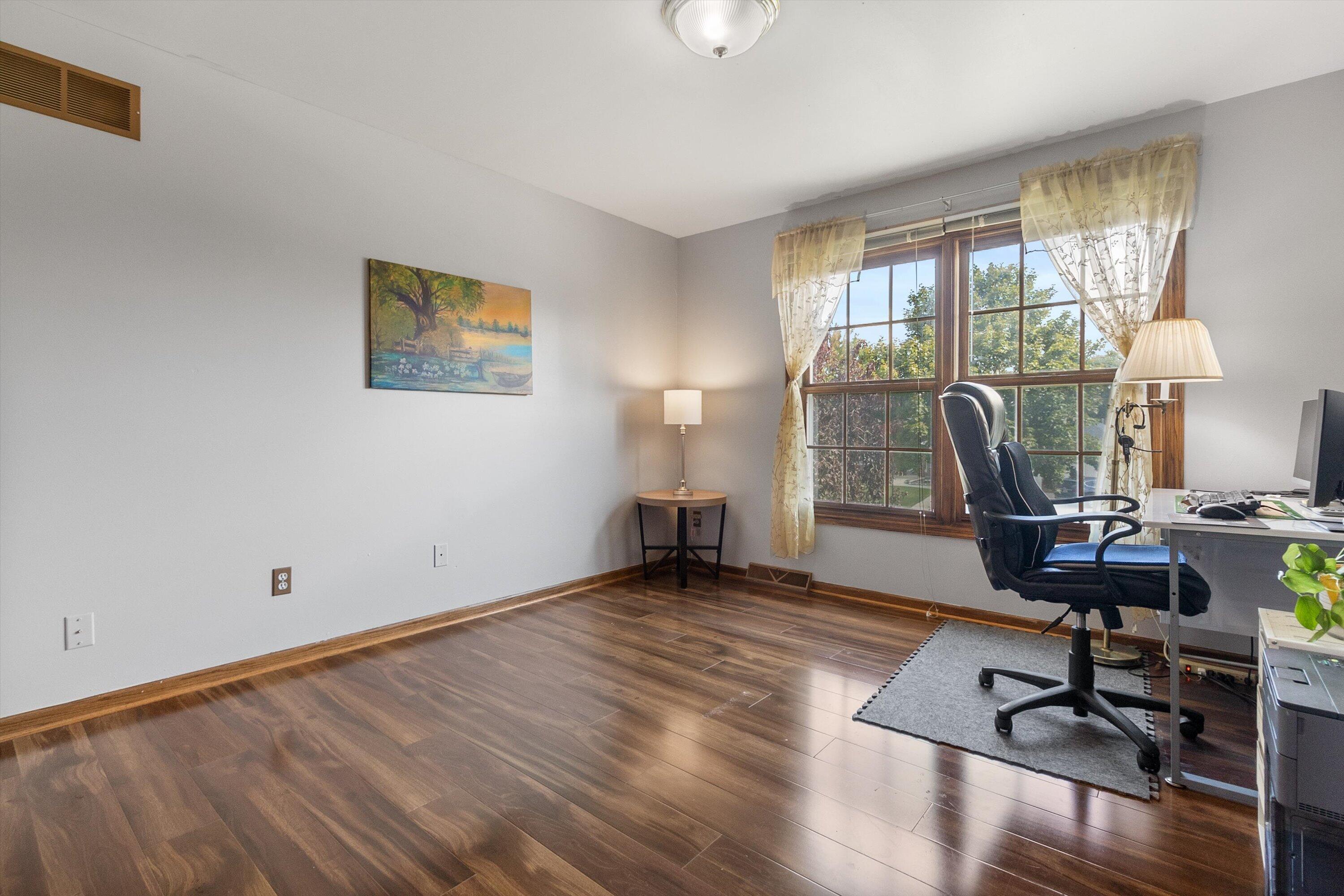 629 2 Rivers Drive Mukwonago, WI 53149 - Photo 27 of 42 BR 3