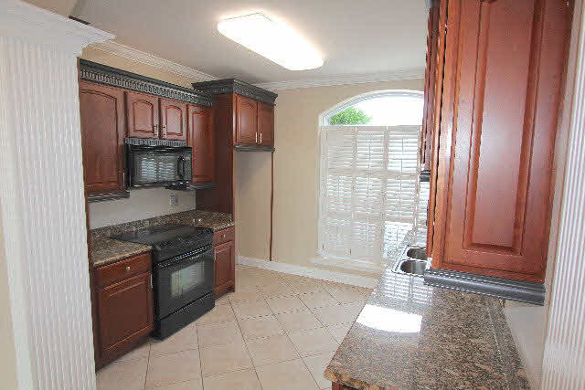 27154 Marina Road, Unit A Orange Beach, AL 36561 - Photo 4 of 23 Kitchen