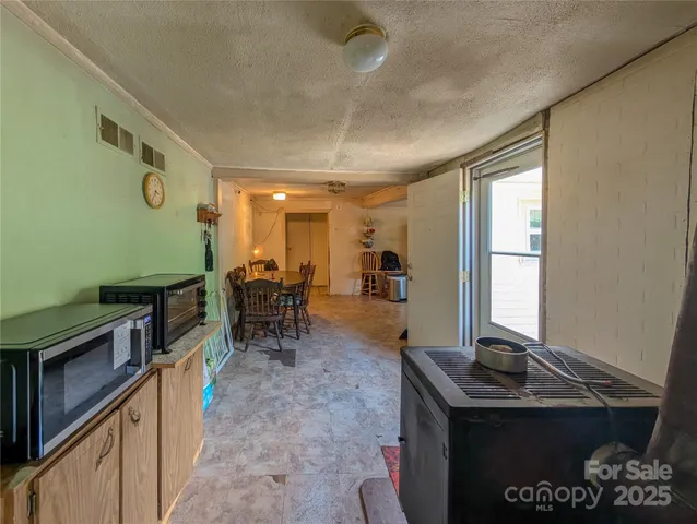 $215,000 | 540 Pound Mill Branch Road, Burnsville, NC 28714