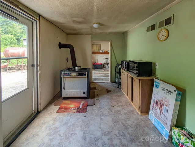 $215,000 | 540 Pound Mill Branch Road, Burnsville, NC 28714