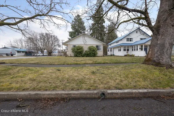 $790,000 | 401 South 1st Avenue, Sandpoint, ID 83864