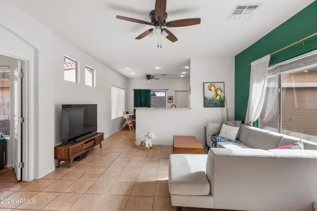 $340,000 | 11811 North 51st Drive, Glendale, AZ 85304