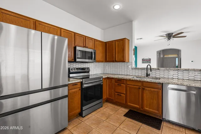 $340,000 | 11811 North 51st Drive, Glendale, AZ 85304