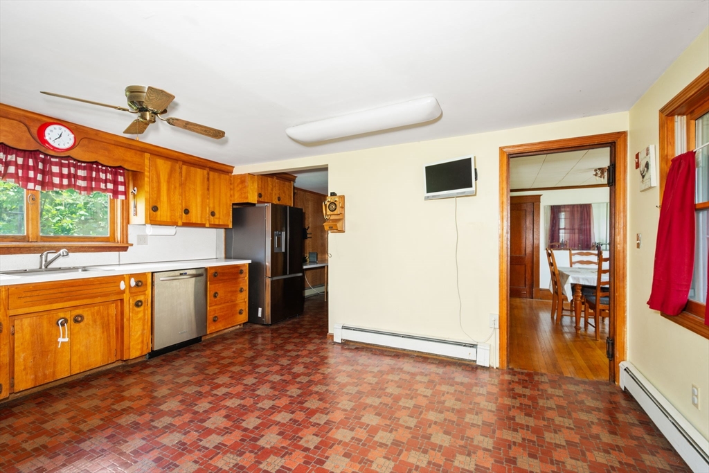 55 Depot Road Hatfield, MA 01038 - Photo 6 of 40 Gallery Image 6
