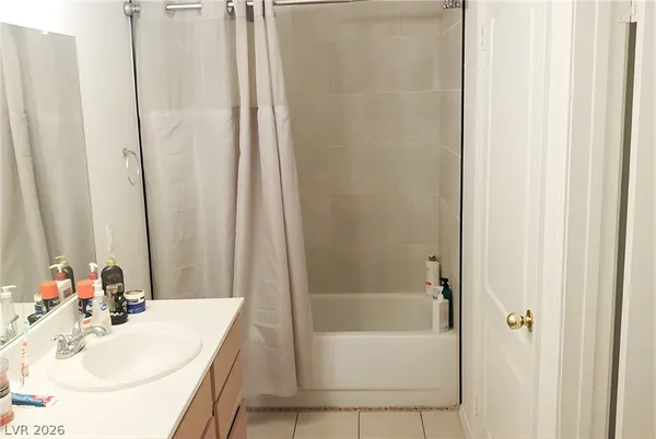 $180,000 | 694 Anne Lane, Unit 694, Henderson, NV 89015