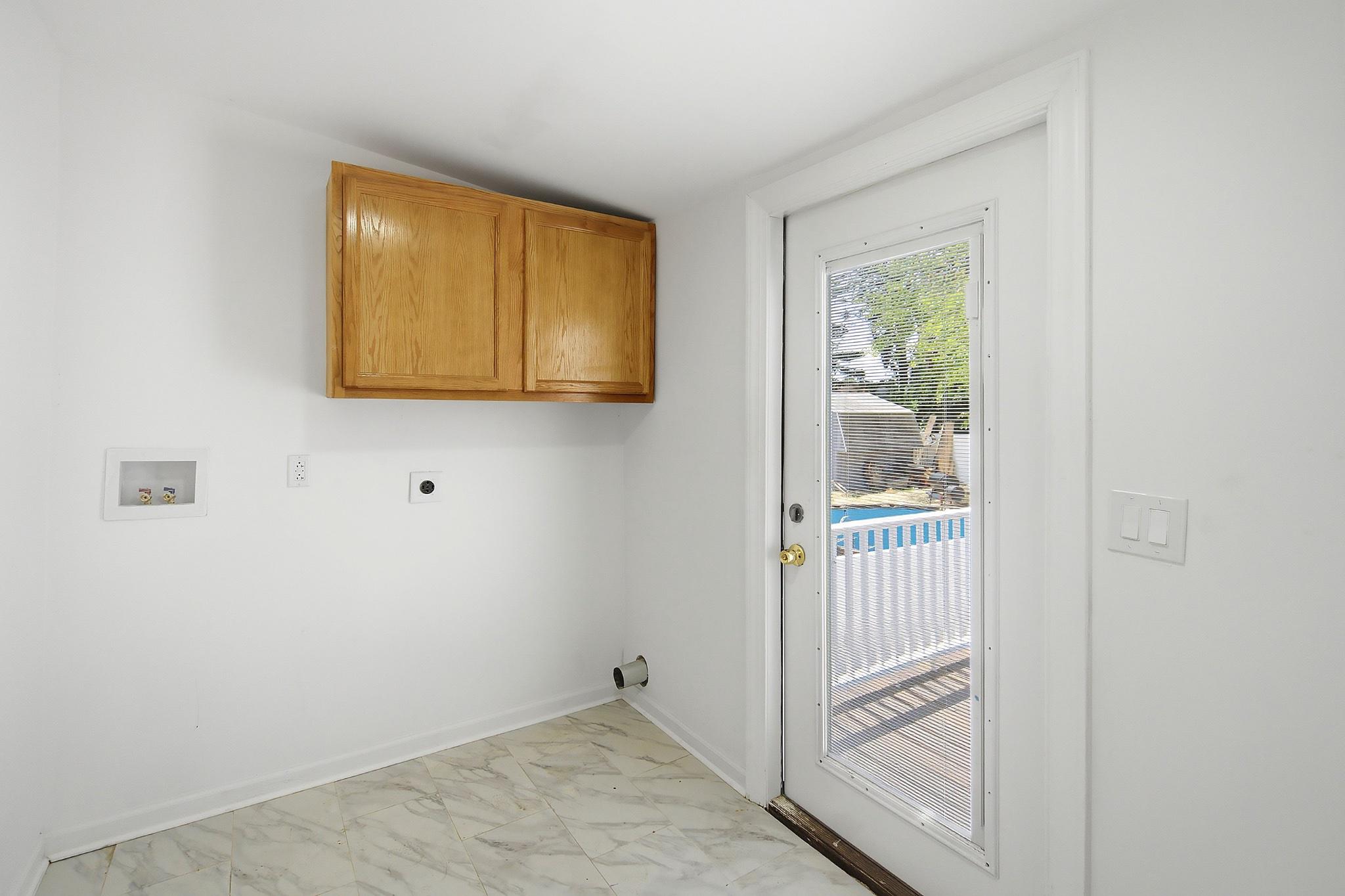 2589 Yardville Hamilton Square Road Hamilton, NJ 08690 - Photo 20 of 24 Bright Mudroom with outdoor access.