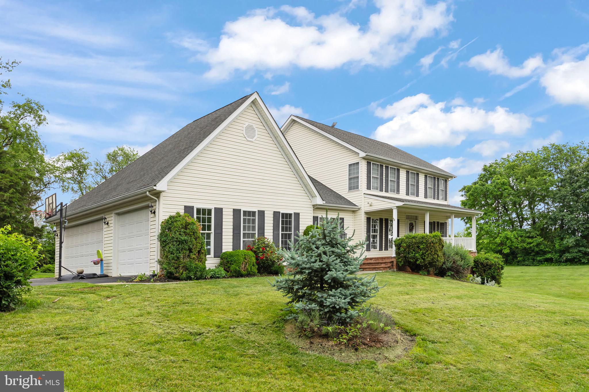 162 Bunchberry Ridge Court Stephens City, VA 22655 - Photo 2 of 71 Gallery Image 2
