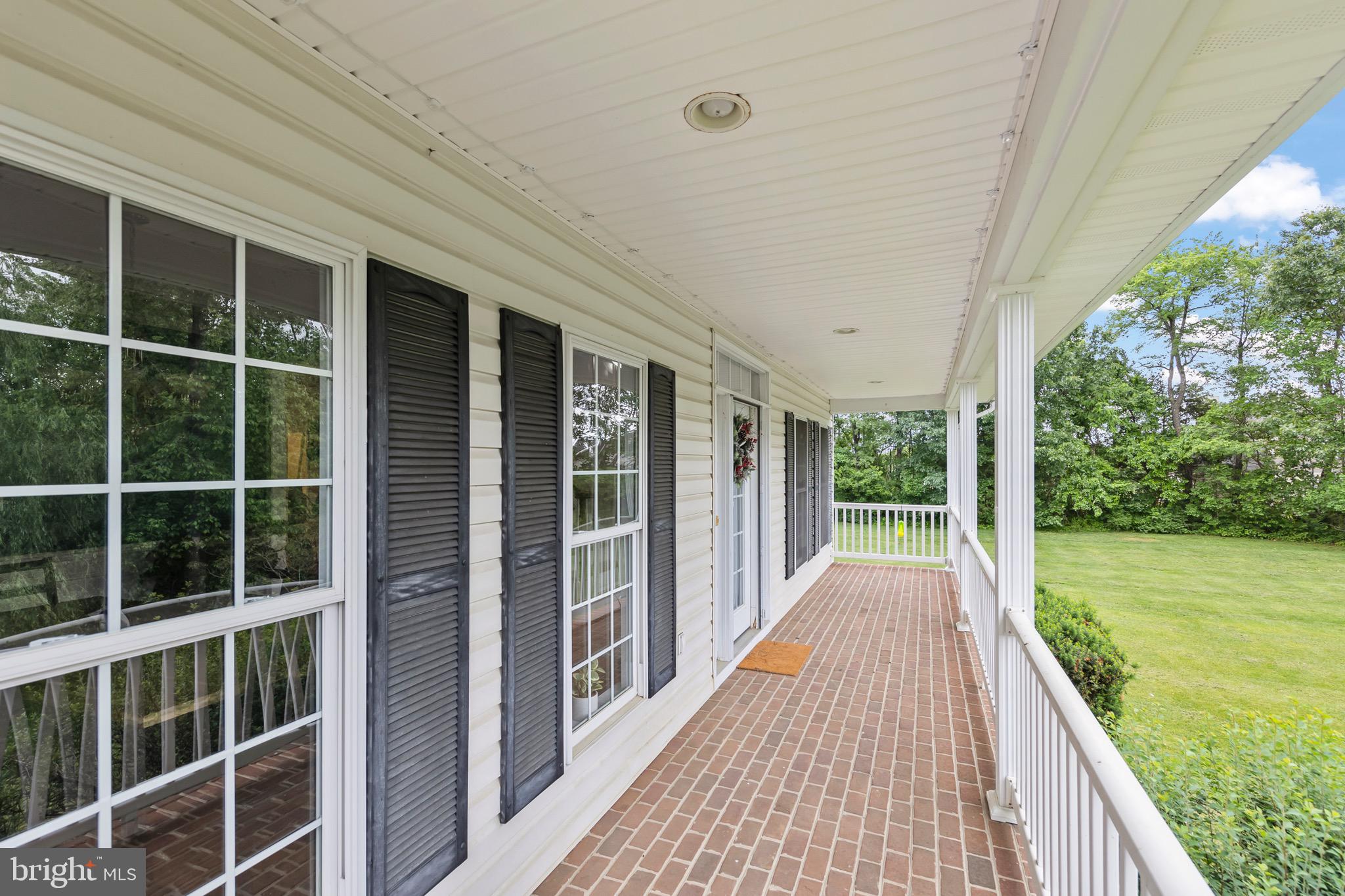 162 Bunchberry Ridge Court Stephens City, VA 22655 - Photo 4 of 71 Gallery Image 4