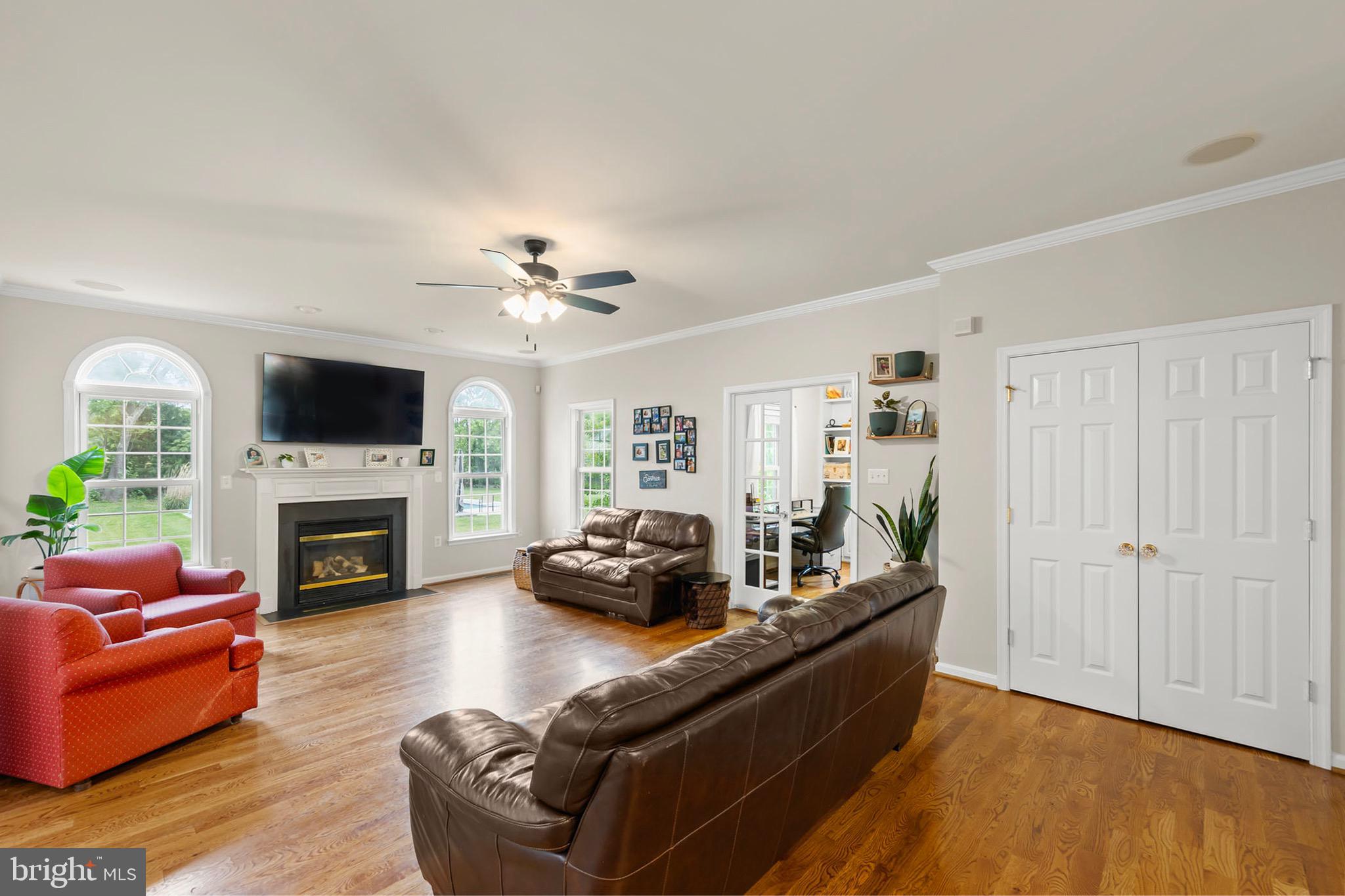 162 Bunchberry Ridge Court Stephens City, VA 22655 - Photo 6 of 71 Gallery Image 6