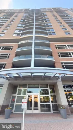 $3,050 | 5750 Bou Avenue, Unit 1610, Rockville, MD 20852