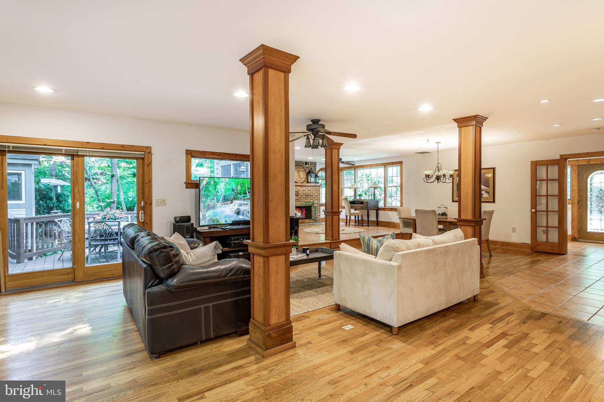 2319 Hickory Road Annapolis, MD 21401 - Photo 18 of 68 Wrap around deck off the main level