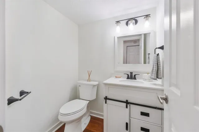 $3,000 | 3901 Travis Street, Unit 126, Dallas, TX 75204