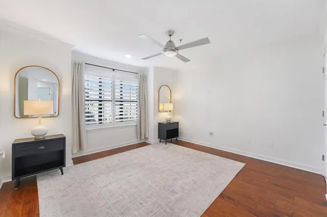 $3,000 | 3901 Travis Street, Unit 126, Dallas, TX 75204