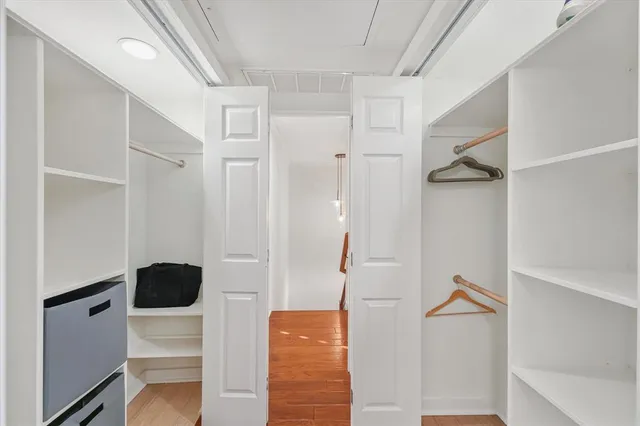 $3,000 | 3901 Travis Street, Unit 126, Dallas, TX 75204