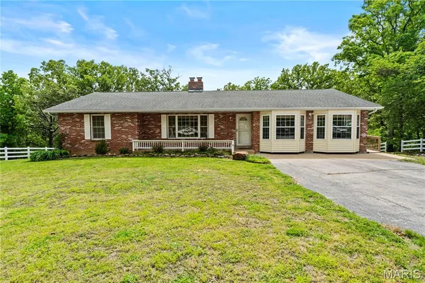 $625,000 | 1506 Hwy K, St. Clair, MO 63077