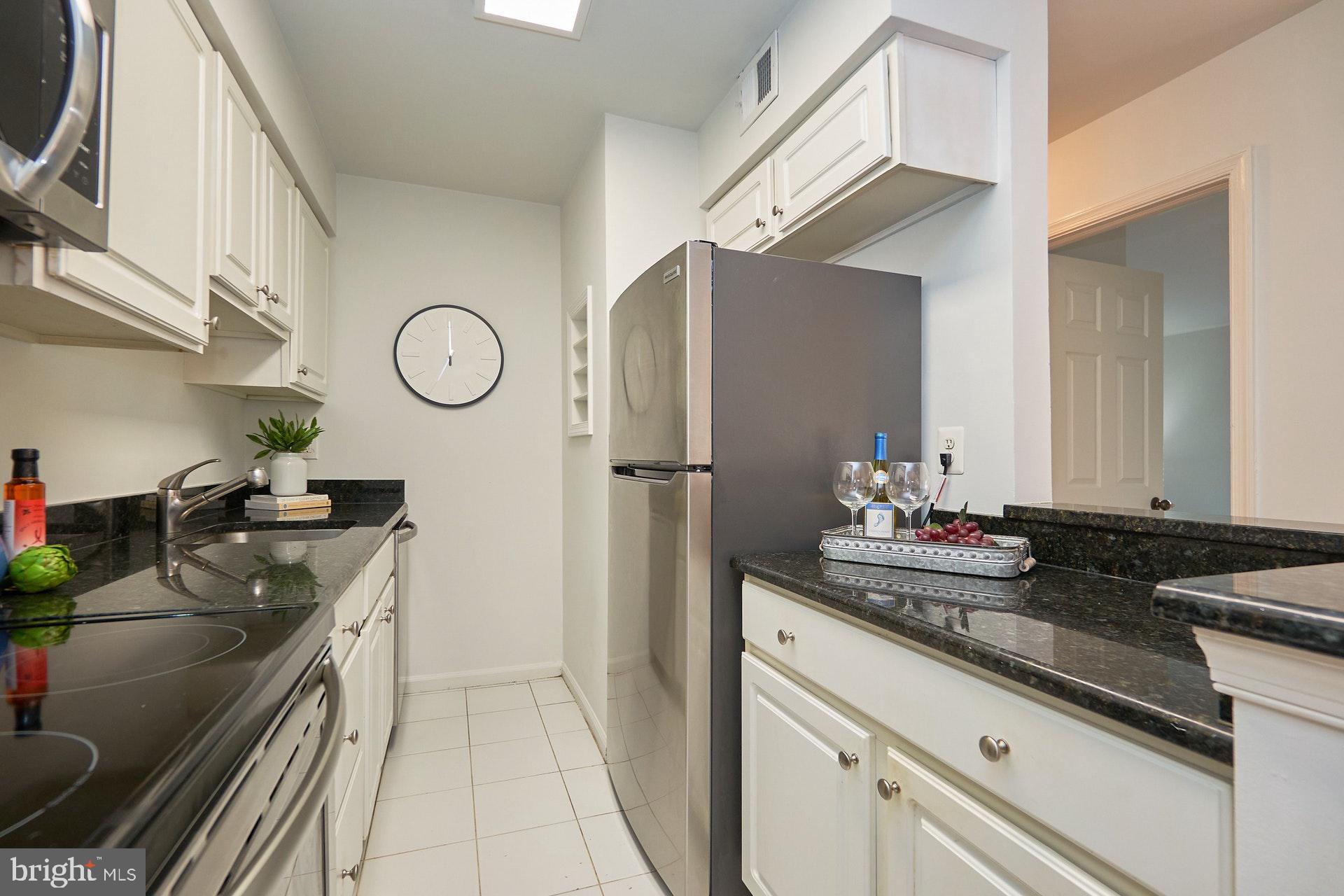 8114 Colony Point Road, Unit 236 Springfield, VA 22152 - Photo 11 of 25 Gallery Image 11