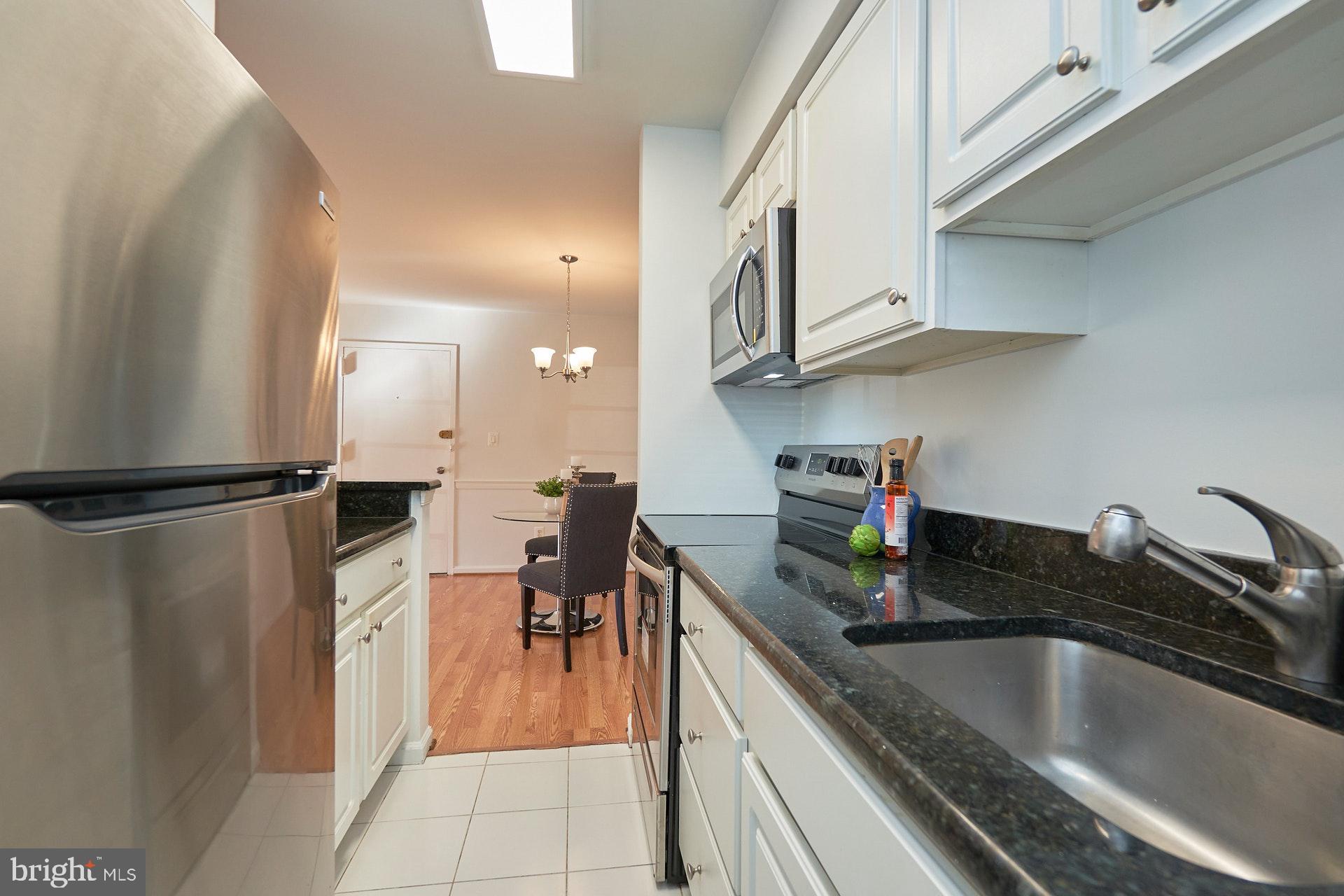 8114 Colony Point Road, Unit 236 Springfield, VA 22152 - Photo 12 of 25 Gallery Image 12