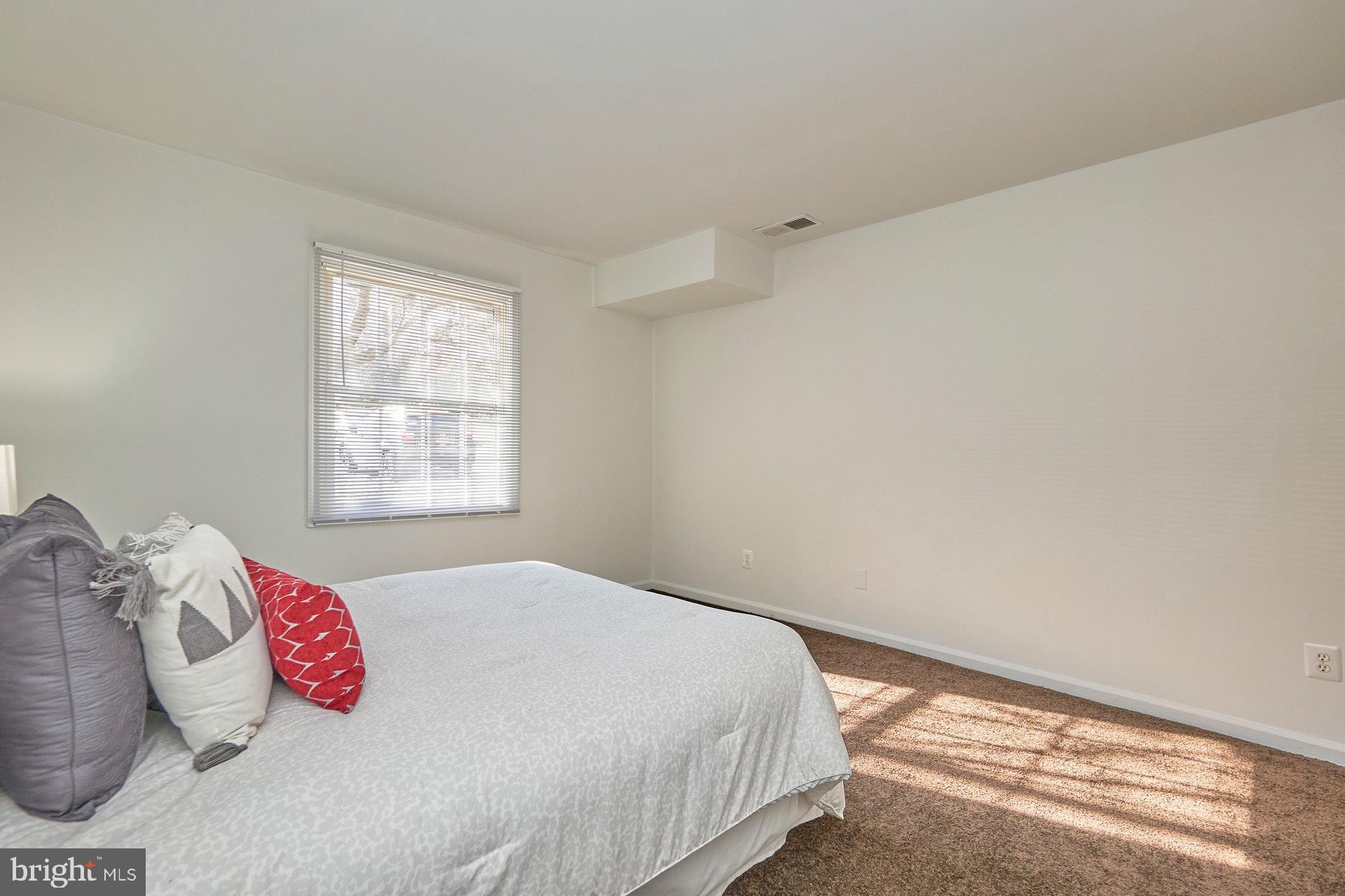 8114 Colony Point Road, Unit 236 Springfield, VA 22152 - Photo 17 of 25 Gallery Image 17