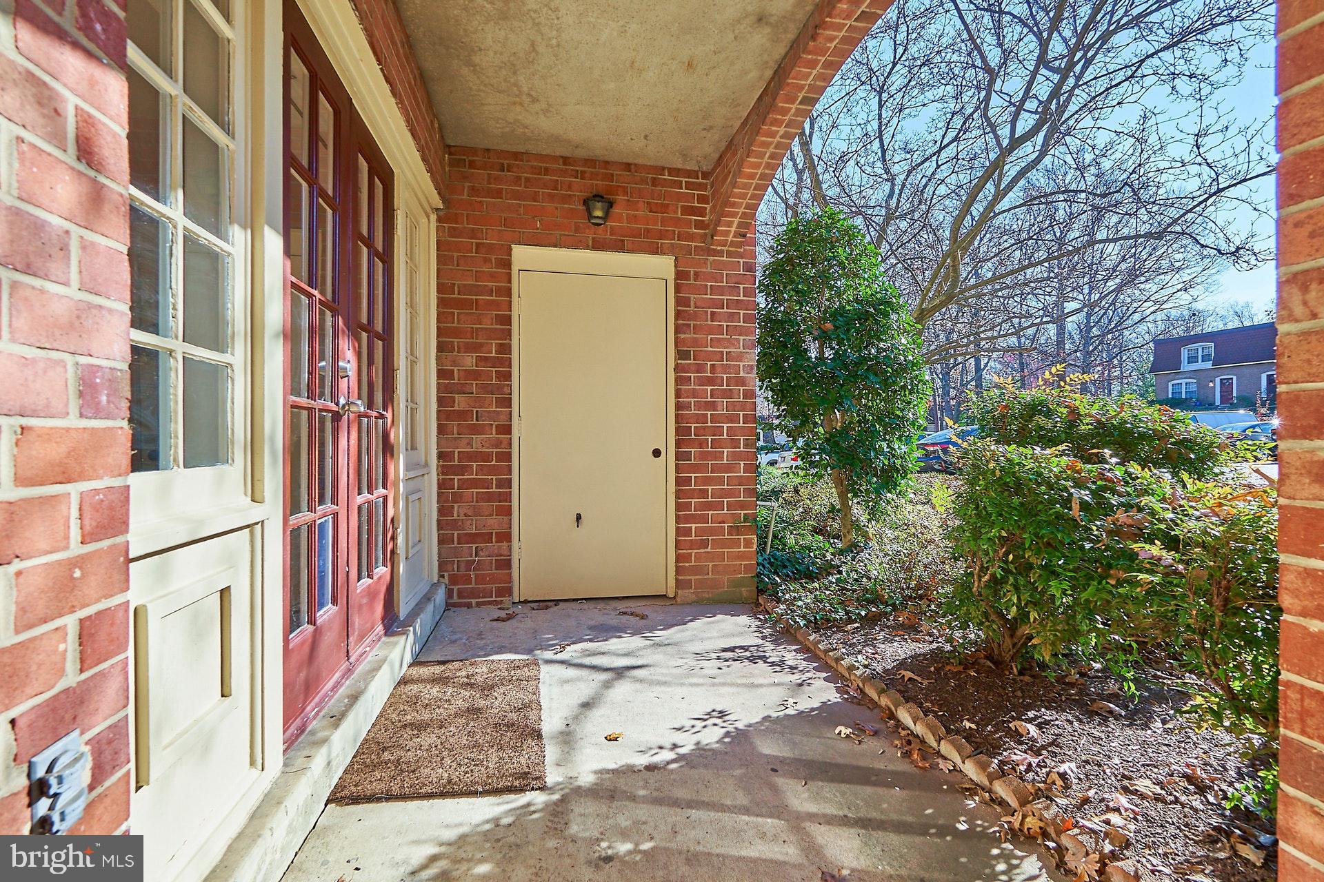 8114 Colony Point Road, Unit 236 Springfield, VA 22152 - Photo 20 of 25 Gallery Image 20