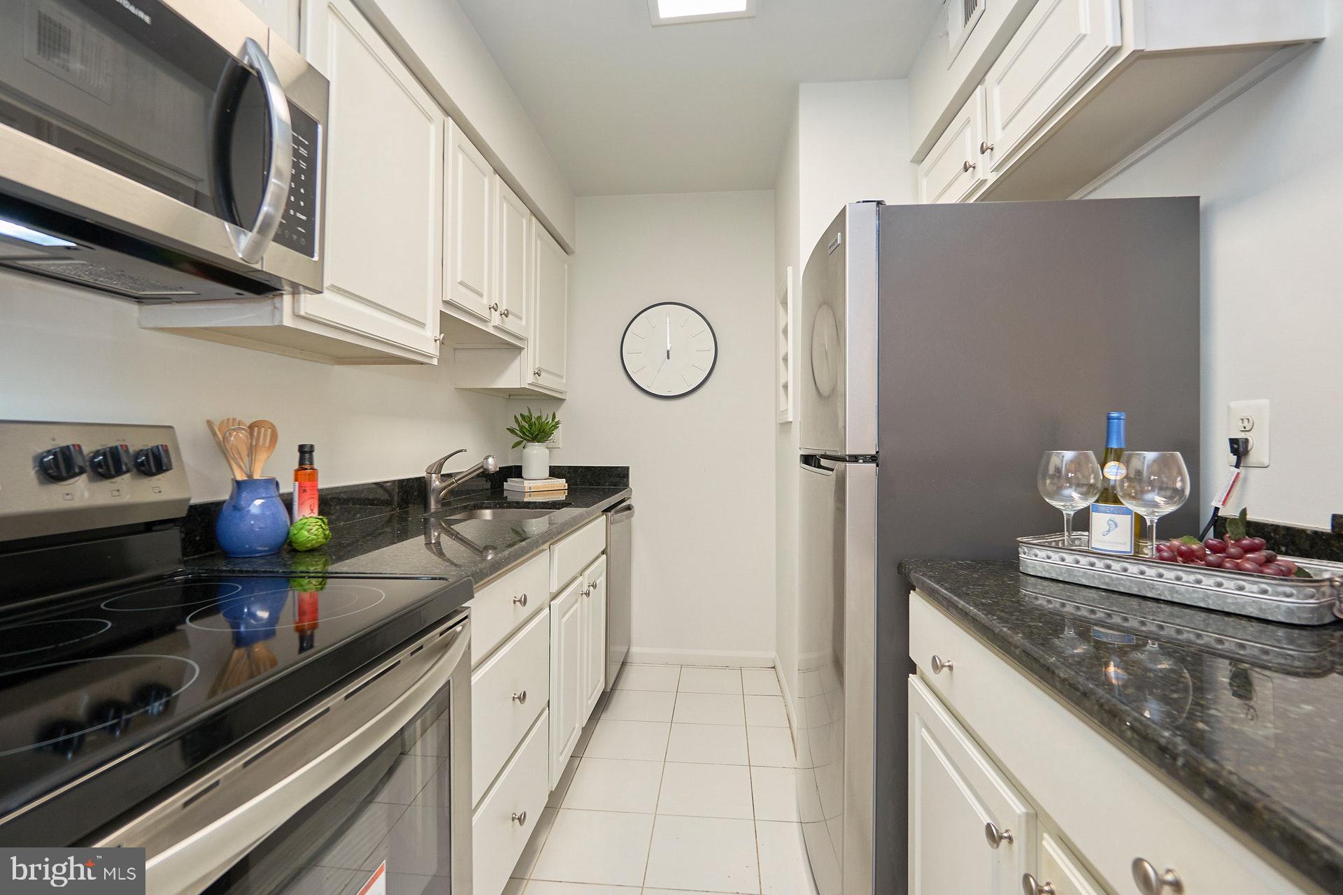 8114 Colony Point Road, Unit 236 Springfield, VA 22152 - Photo 10 of 25 Gallery Image 10