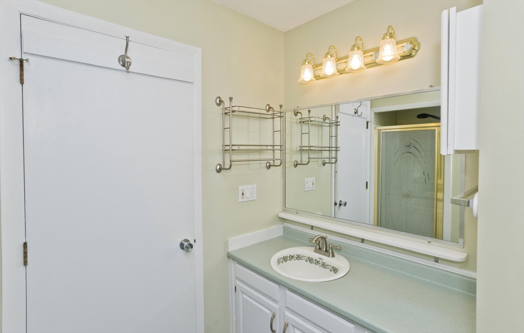 409 Nassau Drive, Unit 409 Springfield, MA 01129 - Photo 32 of 40 Gallery Image 32