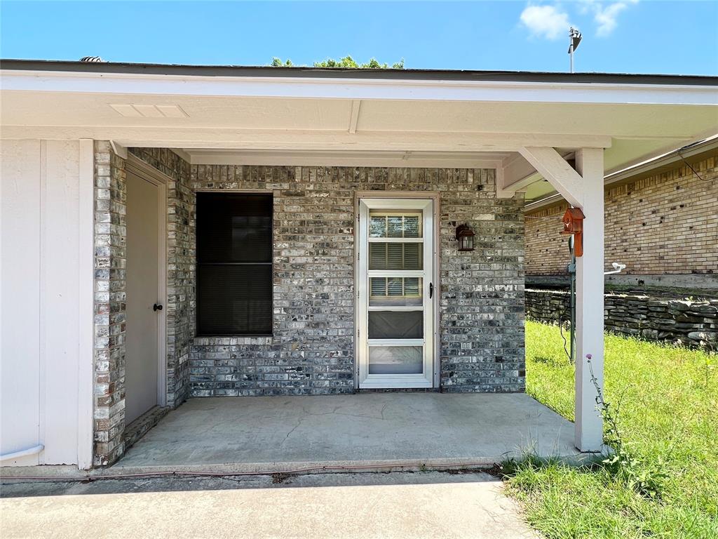 1110 South Rusk Street, Unit B Weatherford, TX 76086 - Photo 13 of 14