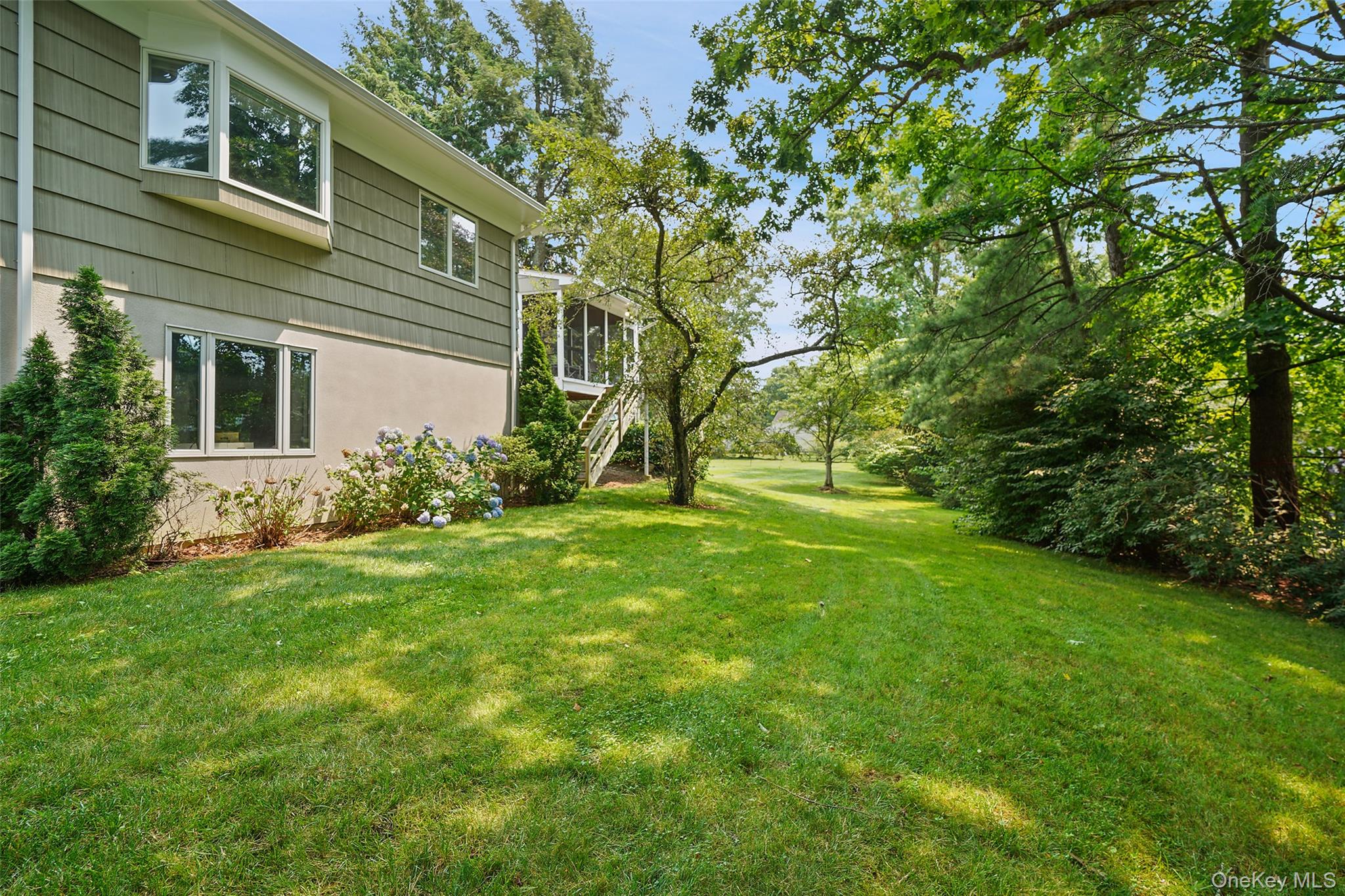 6 Greenhouse Circle Rye Brook, NY 10573 - Photo 22 of 25 Back