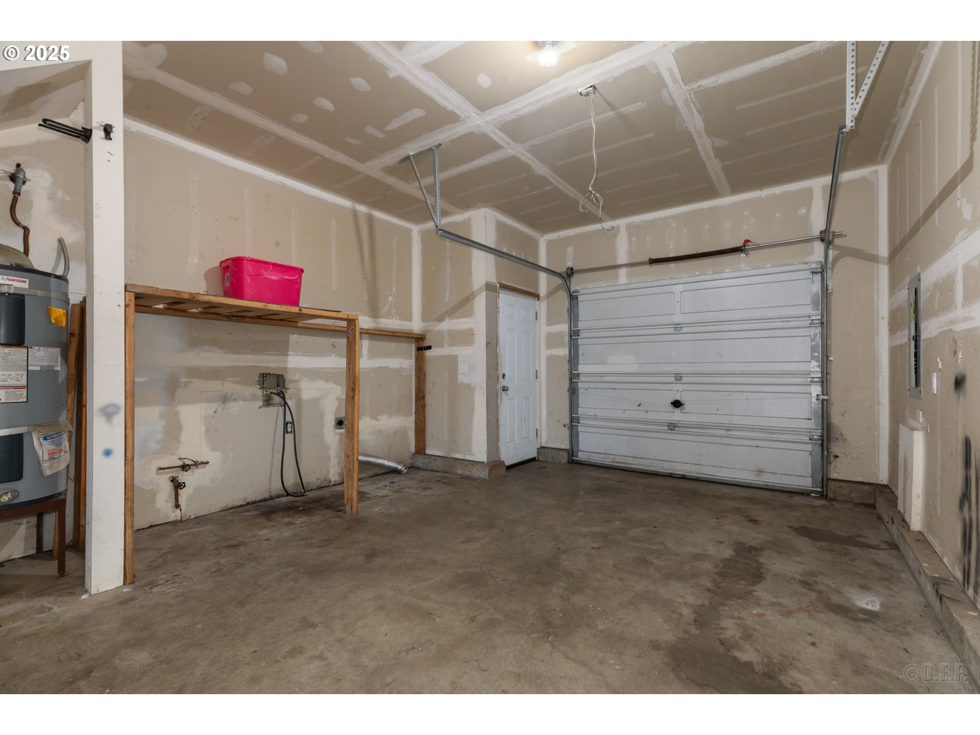 744 Oregon Street St. Helens, OR 97051 - Photo 10 of 11 a view of a room with storage